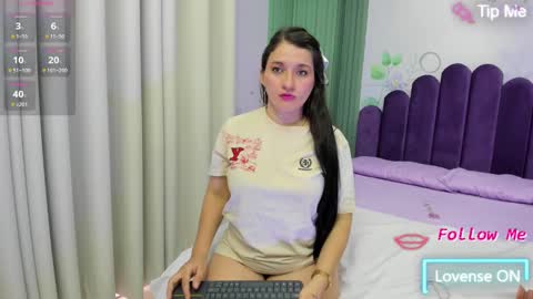 emely ross online show from February 22, 6:08 pm