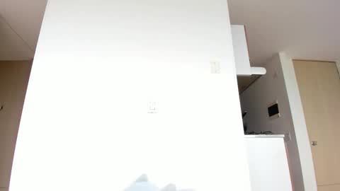 Snapshot of emi_latingirl chatting on September 26, 7:51 pm EMILY online show from September 26, 7:51 pm