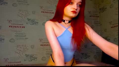 Snapshot of emi_less chatting on September 13, 3:45 pm Emi online show from September 13, 3:45 pm