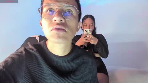 Emi online show from November 30, 8:13 pm