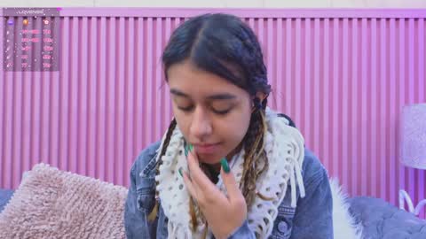 Emily online show from December 7, 11:51 am