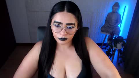 POWERFULL GODDESS EMILI online show from December 10, 1:11 am