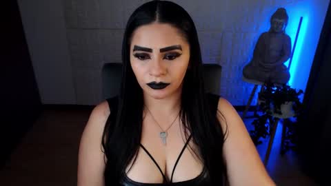 POWERFULL GODDESS EMILI online show from December 19, 1:07 am