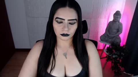 POWERFULL GODDESS EMILI online show from September 18, 3:58 pm
