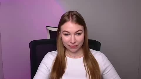 Emilia online show from February 4, 9:17 am