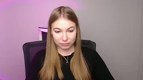 Emilia online show from February 6, 6:08 am