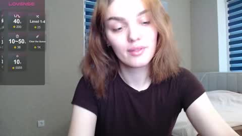 Snapshot of emiliarhodes chatting on October 28, 2:20 pm Emi online show from October 28, 2:20 pm