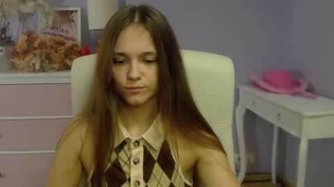 Emilly online show from March 12, 7:57 am