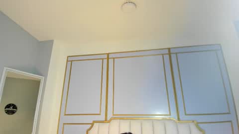 emilly_mell online show from November 10, 11:31 am