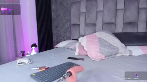 Emily online show from October 9, 12:03 pm