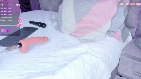 Emily online show from November 29, 12:08 pm