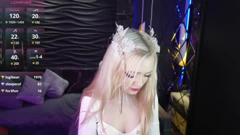 Emily online show from December 20, 3:25 am