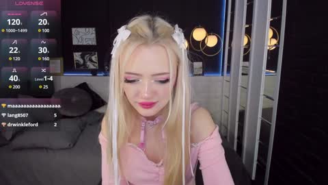 Emily online show from December 28, 4:19 am