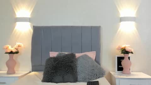 Emily online show from October 22, 4:18 pm