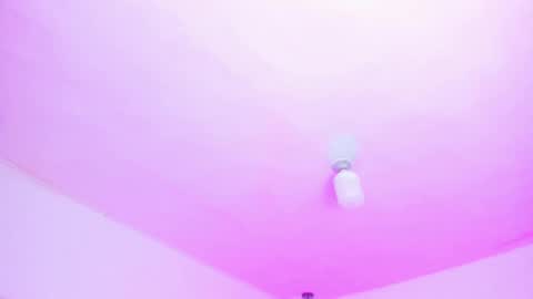 Snapshot of emily_gil1 chatting on February 10, 5:52 pm Emi online show from February 10, 5:52 pm