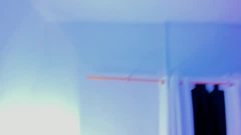 Snapshot of emily_gil1 chatting on February 24, 8:36 pm Emi online show from February 24, 8:36 pm