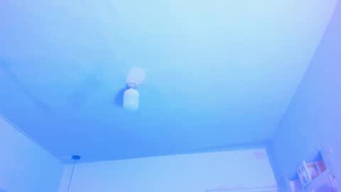 Snapshot of emily_gil1 chatting on March 6, 8:16 pm Emi online show from March 6, 8:16 pm