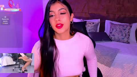 Emily online show from October 17, 12:19 pm