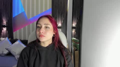 Emily online show from November 16, 4:34 pm