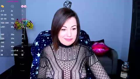 Snapshot of emily_midlton chatting on March 5, 9:48 pm Emily online show from March 5, 9:48 pm