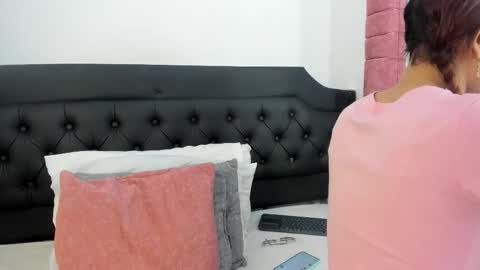 EMILY online show from September 16, 3:35 pm