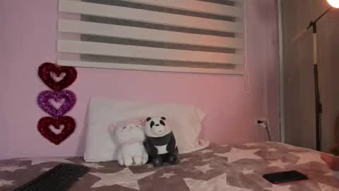 Emily online show from February 25, 12:55 pm