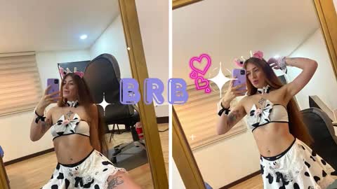 emily_warren__ online show from September 25, 7:28 pm