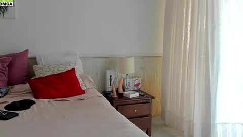 Emily online show from February 18, 2:38 pm