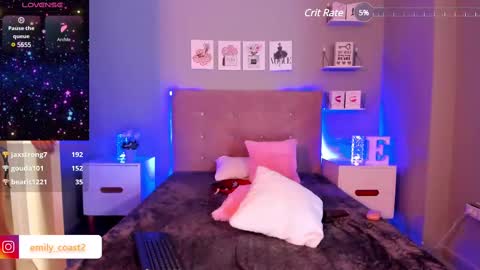 Snapshot of emilycoast chatting on February 15, 6:55 pm Emi Fit online show from February 15, 6:55 pm