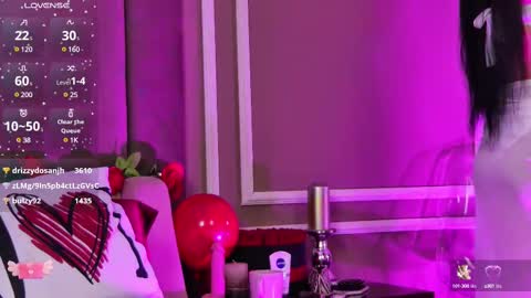 Emily online show from February 10, 11:25 am