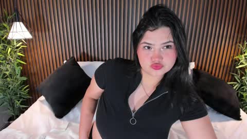 Emily  online show from March 11, 4:32 am