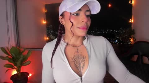 emily online show from December 23, 3:18 am