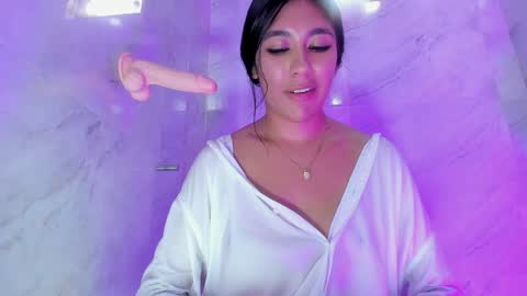 Emily online show from January 25, 5:08 pm