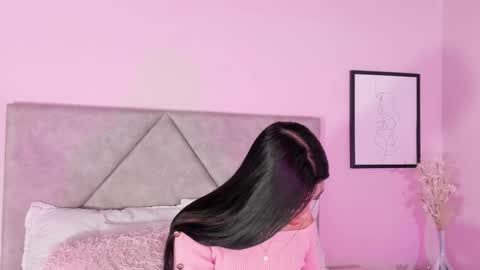 Emily online show from November 11, 11:10 am