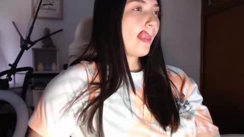 Emily Jang online show from October 5, 6:39 pm