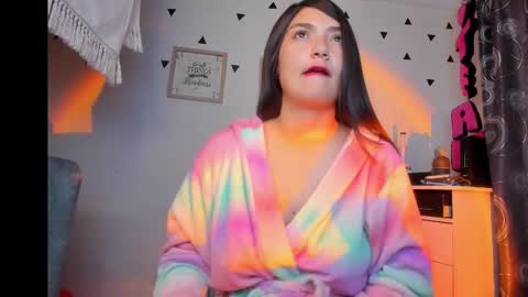 Emily Jang online show from November 15, 11:07 am