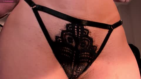 Emily online show from November 18, 2:50 am