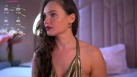 Emily online show from September 14, 3:33 pm