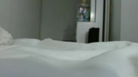 emily monrro online show from February 10, 2:30 am