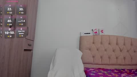 Emily online show from January 11, 8:54 pm