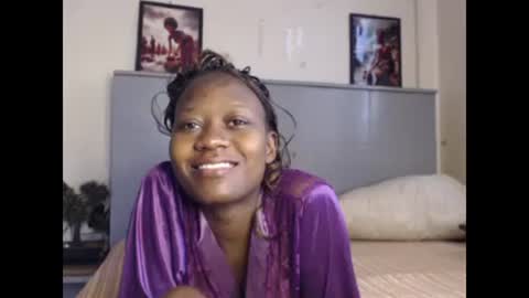 Emilly online show from February 16, 5:48 am