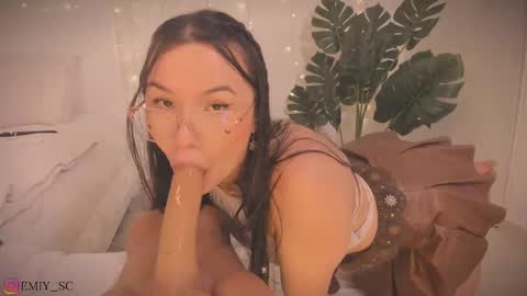 Emy  online show from February 9, 4:07 pm