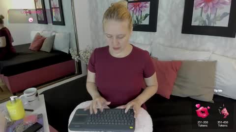 Summer 3 online show from October 2, 11:12 pm