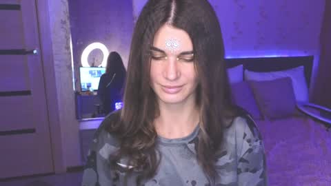 Emily online show from December 8, 4:14 am