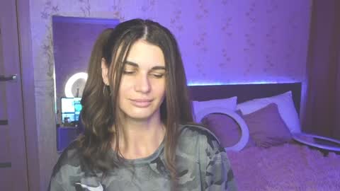 Emily online show from December 9, 5:40 am