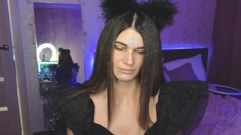 Emily online show from December 10, 4:34 am