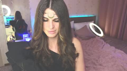 Emily online show from December 16, 4:34 am