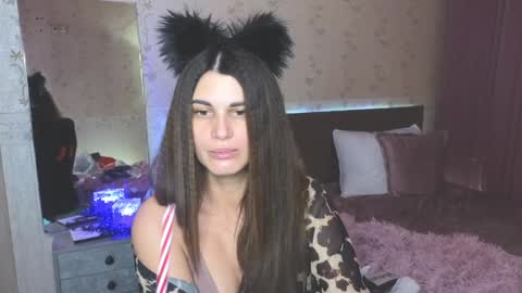 Emily online show from December 29, 8:00 am