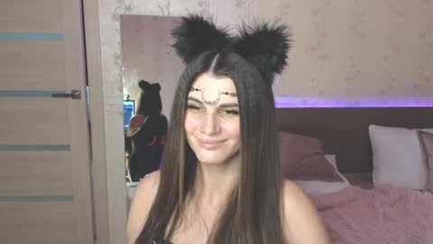 Emily online show from January 4, 4:33 am