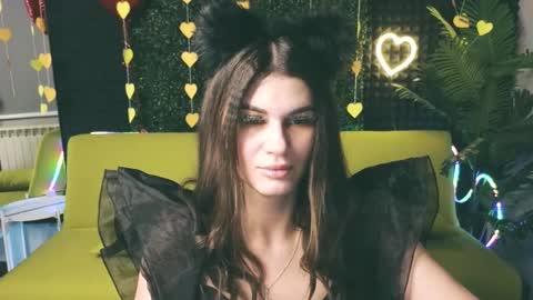 Emily online show from February 17, 1:25 am